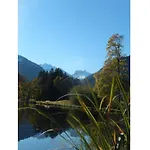 Appartement With 1 Bedroom *